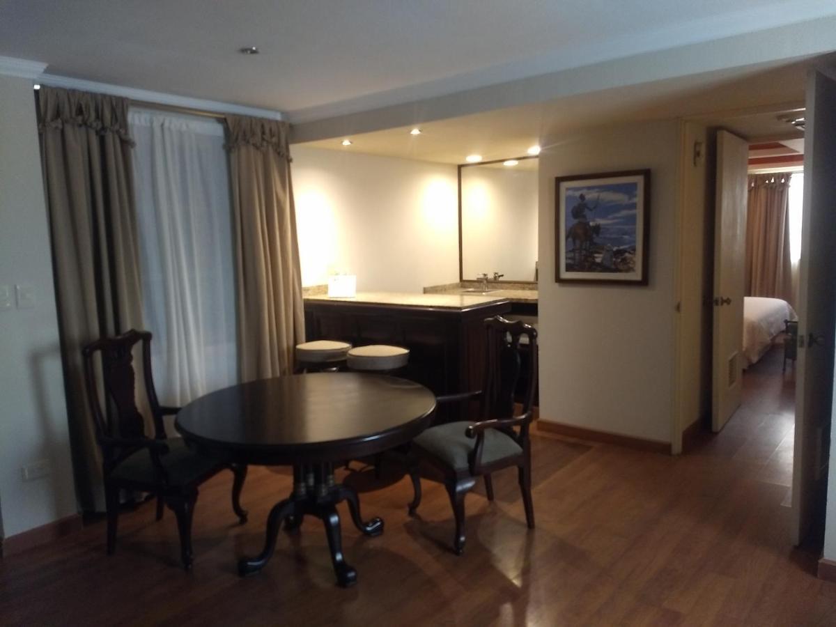 Rose Hotel Monterrey Eksteriør bilde