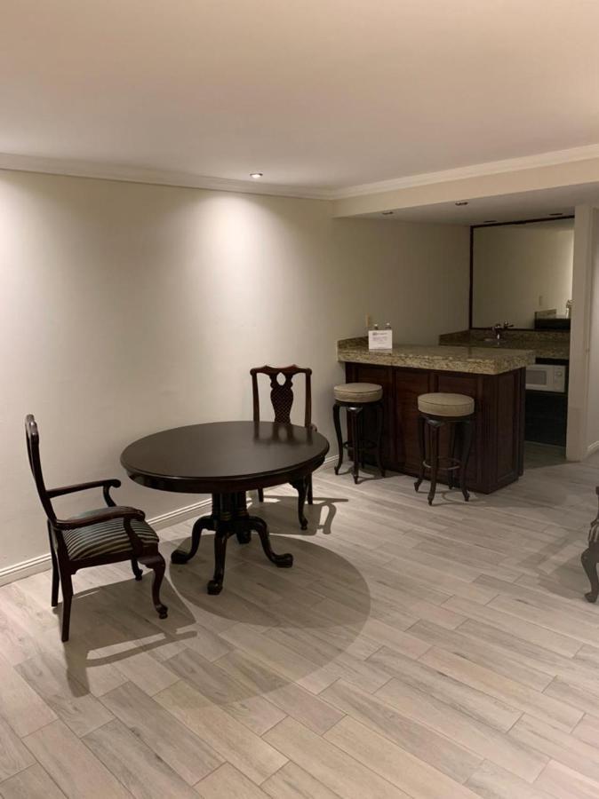 Rose Hotel Monterrey Eksteriør bilde
