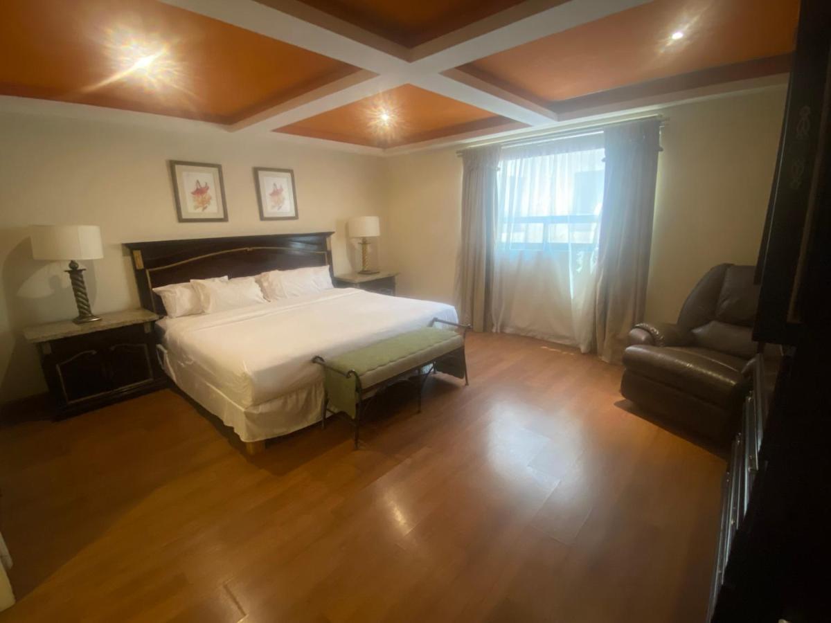Rose Hotel Monterrey Eksteriør bilde