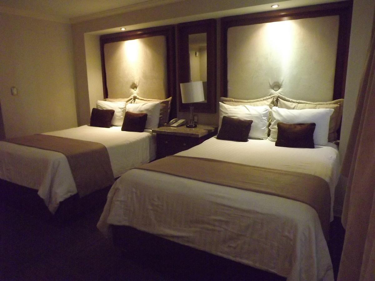 Rose Hotel Monterrey Eksteriør bilde